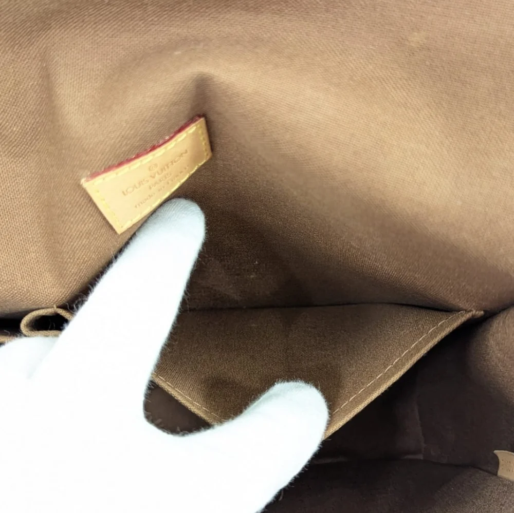 ✨️Authentic Louis Vuitton Bosphore PM monogram Crossbody Bag - Picture 13 of 14